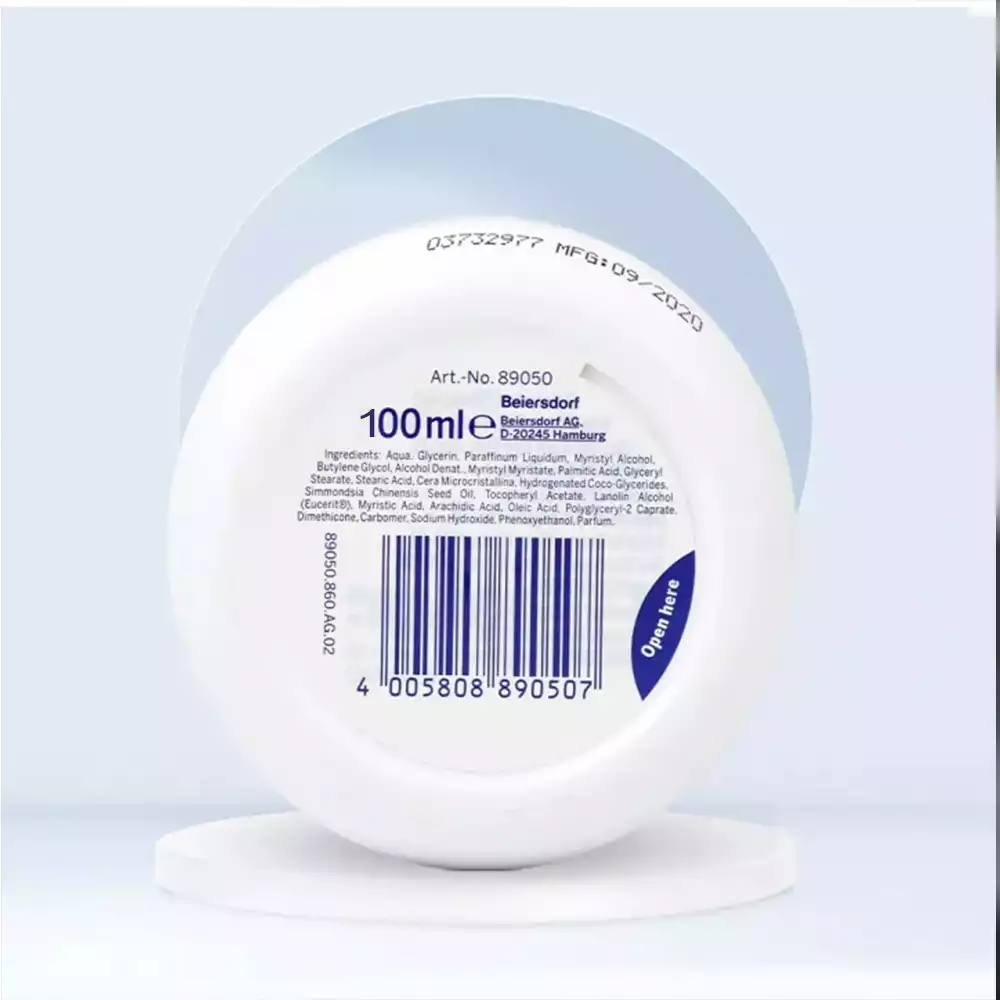 NIVEA Soft Moisturizing Cream with Vitamin E & Jojoba Oil-100ml