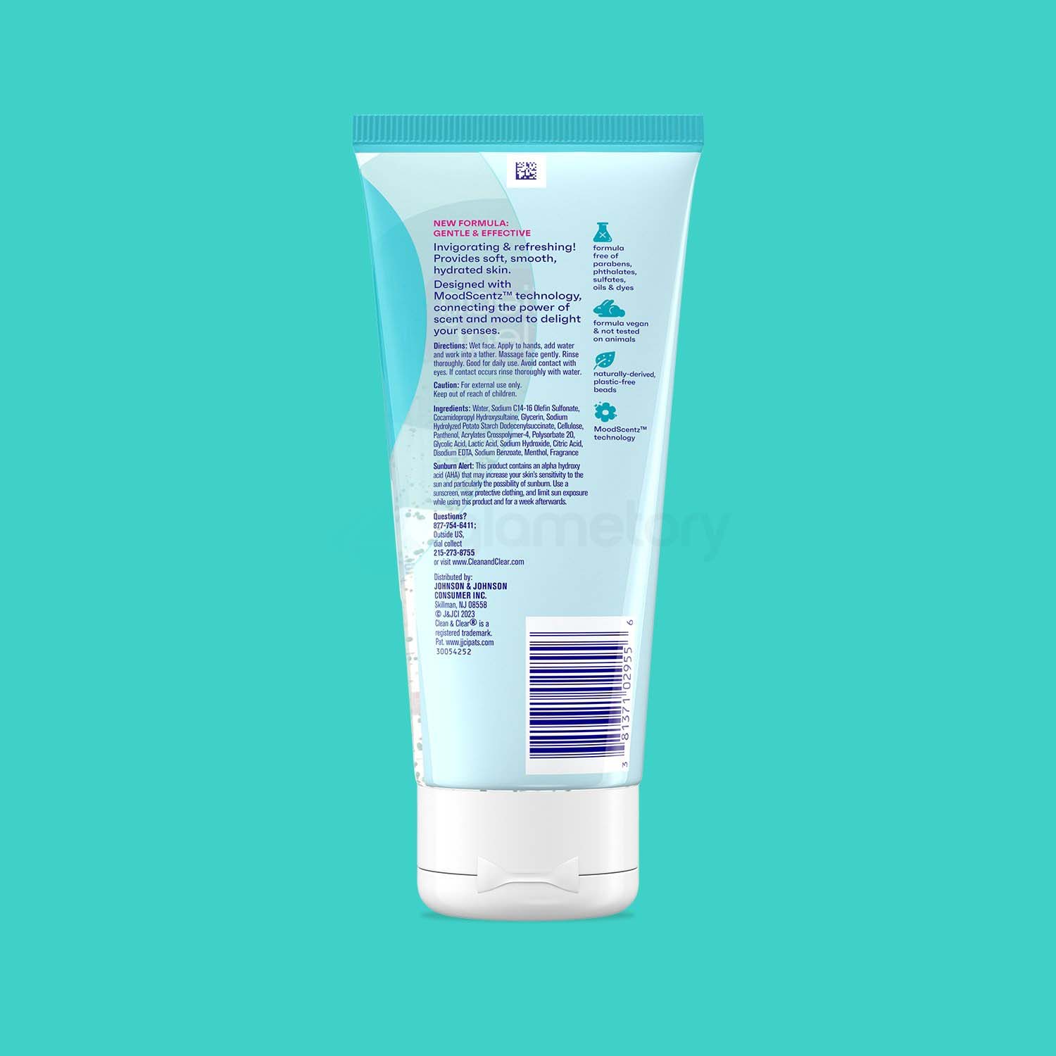 Clean & Clear Deep Action Exfoliating Cleanser Oil Free-207ml