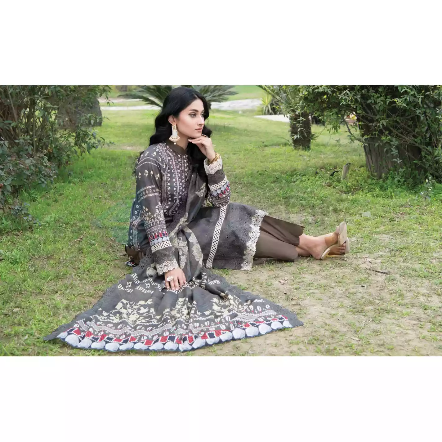 Pakistani Luxury Printed Embroidered Lawn with Jacquard Voil Dupatta-1016