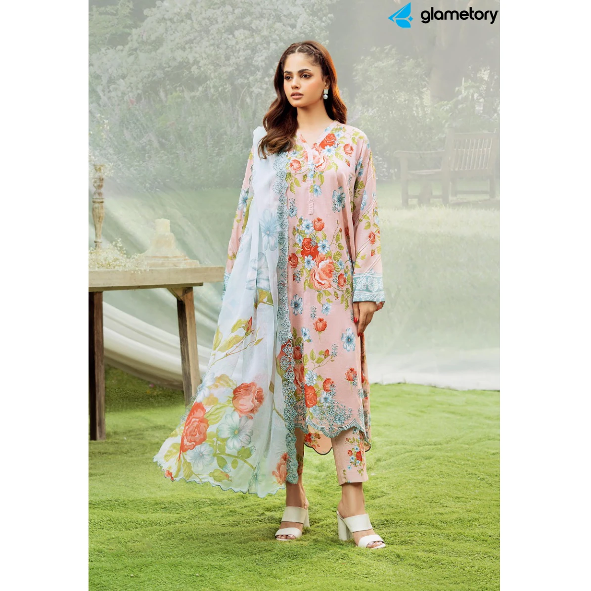 Pakistani Luxury Digital Printed Lawn with Chiffon Dupatta-25022619