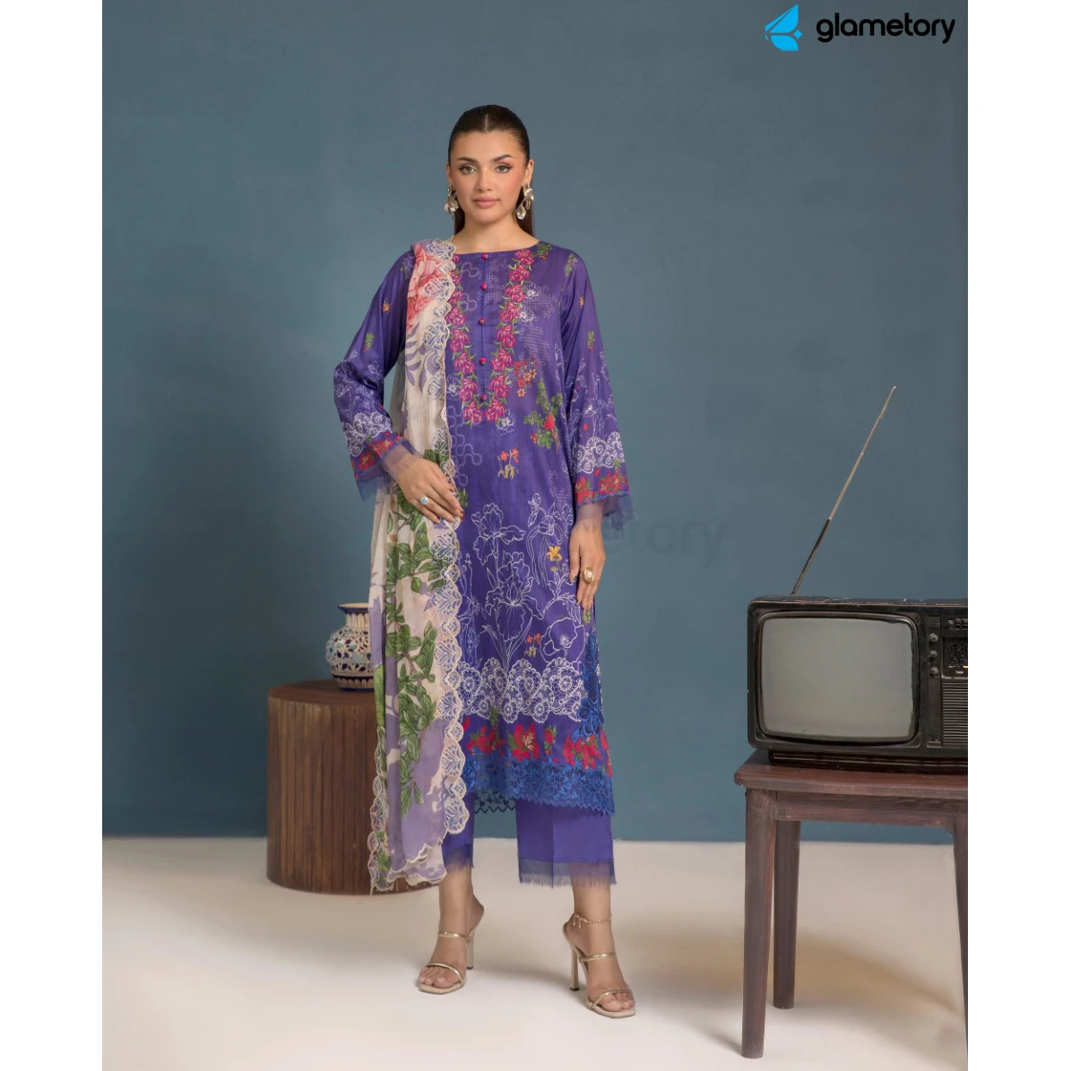 Pakistani Luxury Digital Printed Lawn with Chiffon Dupatta-25022633
