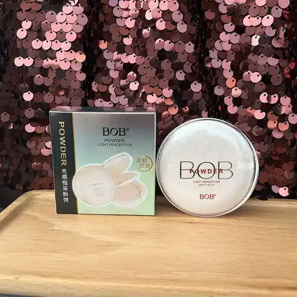BOB Sparkling Brighten Soft Silky Face Powder-01 Ivory White thumbnail 4